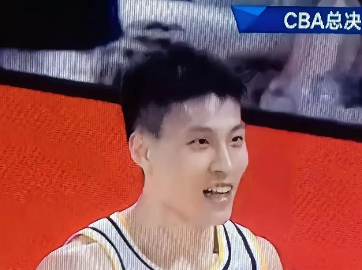 爱游戏体育-广厦男篮发布备战花絮；训练课后伤情更新；欧冠任务艰巨；团队化学反应显著的简单介绍