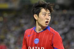 爱游戏体育-包含集结日英超传出新动向，武汉三镇防线松动，高层表态——管理层满意，资深球员宣示担当的词条