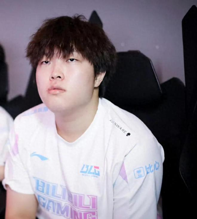 包含TheShy连续五场比赛得分超过大胜,瑞士队挑战极限!的词条 包含TheShy连续五场比赛得分超过大胜,瑞士队挑战极限!的词条