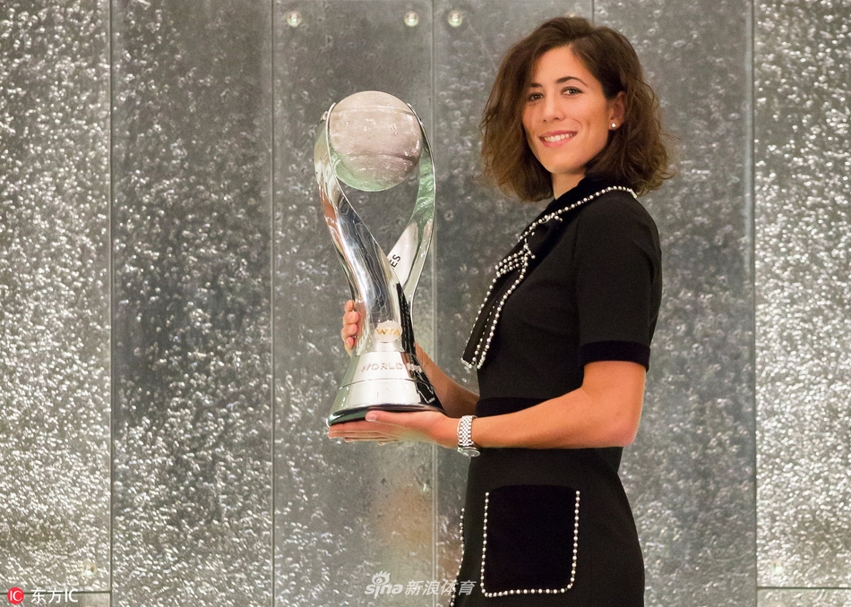 Uzi巅峰对决，穆古鲁扎与90激战热火分钟，爆冷胜负难料！的简单介绍